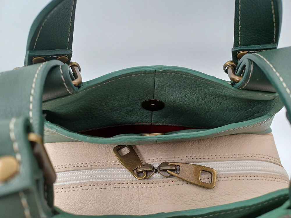 Praktisch rugtasje in drie kleuren - Afbeelding 10